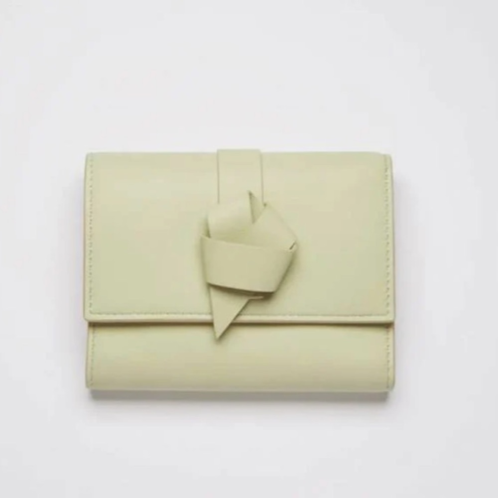 NEW in box Acne studios musubi knot wallet dusty green